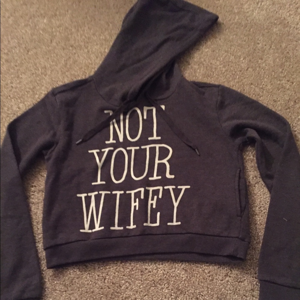 Forever 21 size small sweatshirt with huddy
